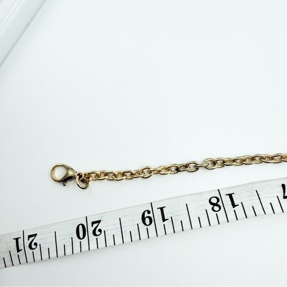 Circle Statement Faux Pearl Rhinestone Beaded Gold Toned Necklace - Picture 8 of 8